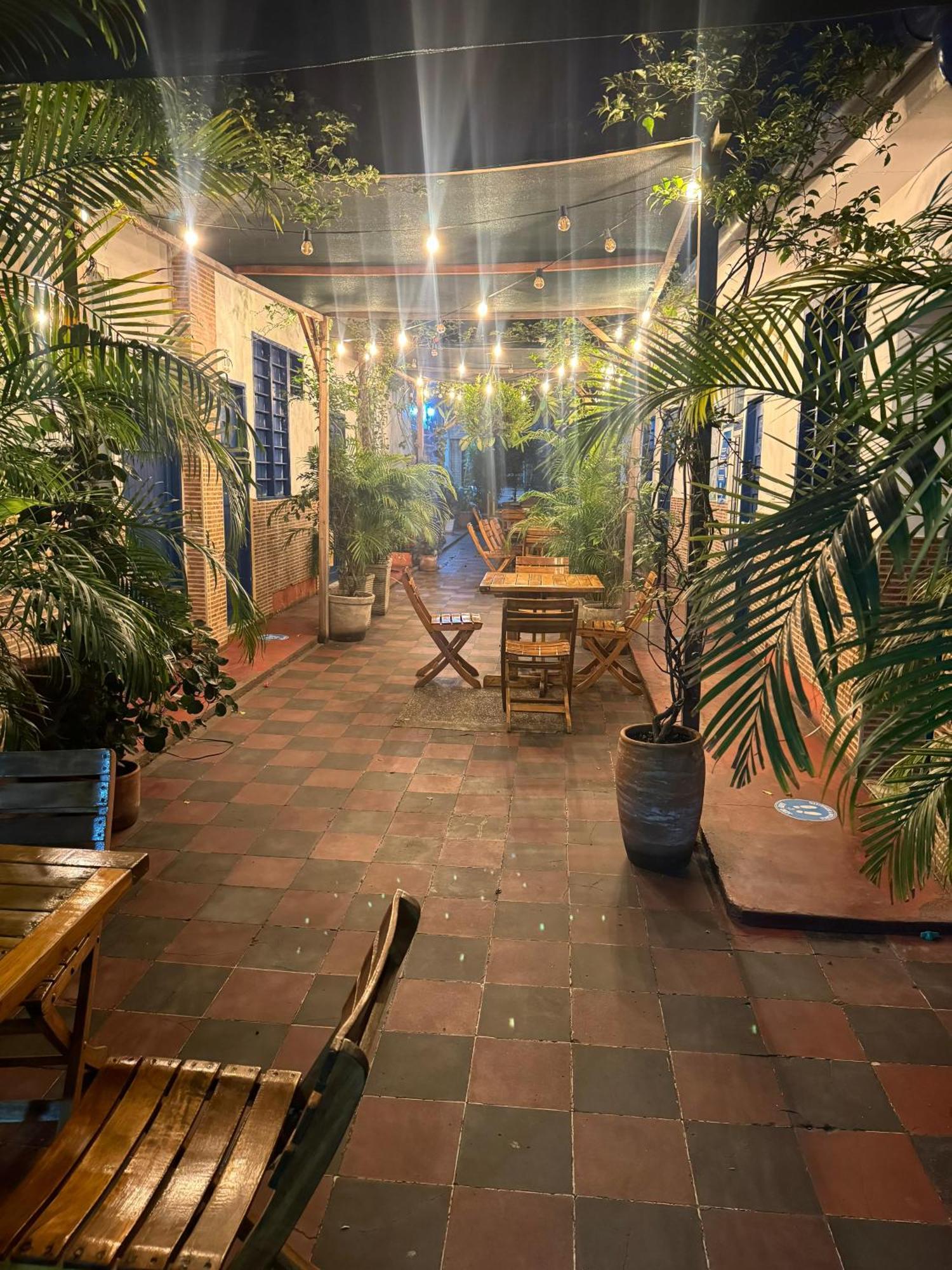 Hostal Luna Llena Getsemani Cartagena Buitenkant foto